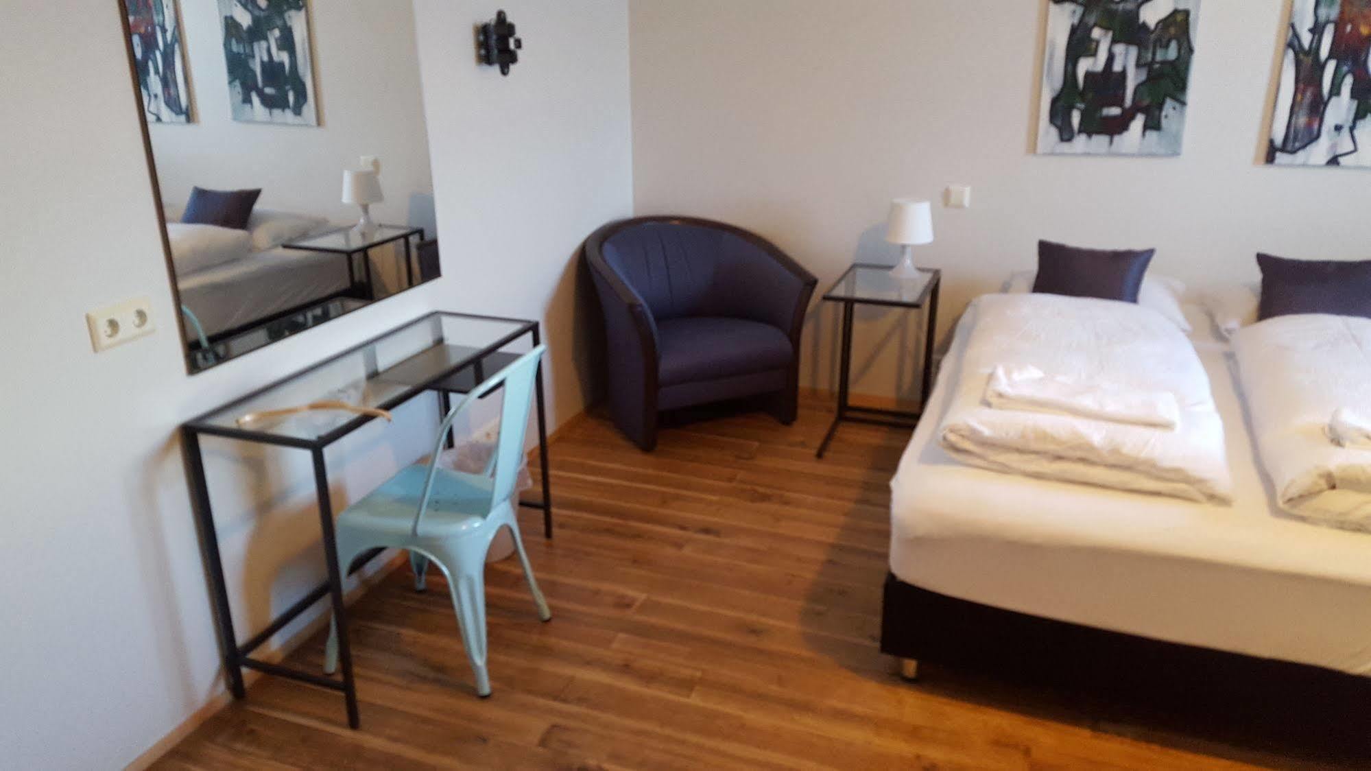 Hotel Sveinbjarnargerdi Svalbarthseyri Ngoại thất bức ảnh