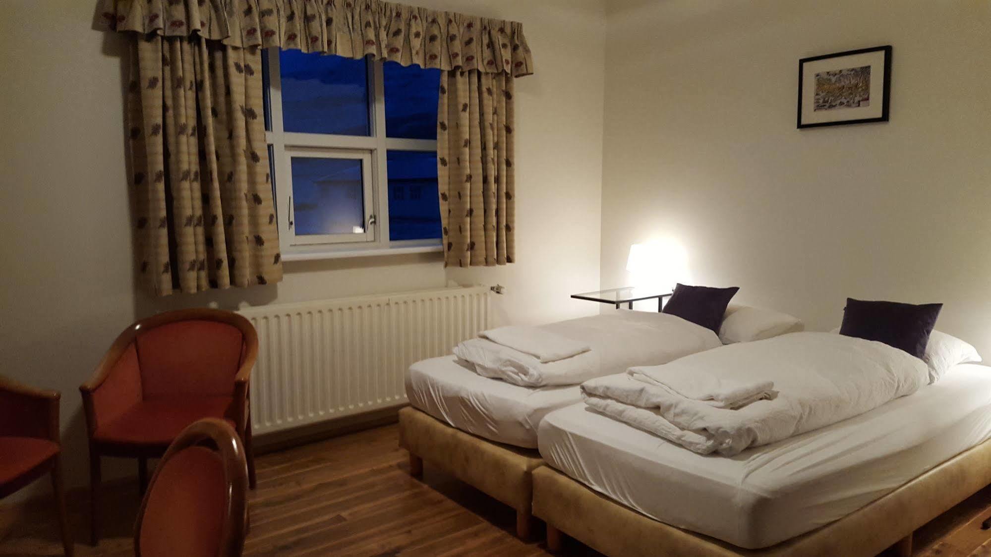 Hotel Sveinbjarnargerdi Svalbarthseyri Ngoại thất bức ảnh