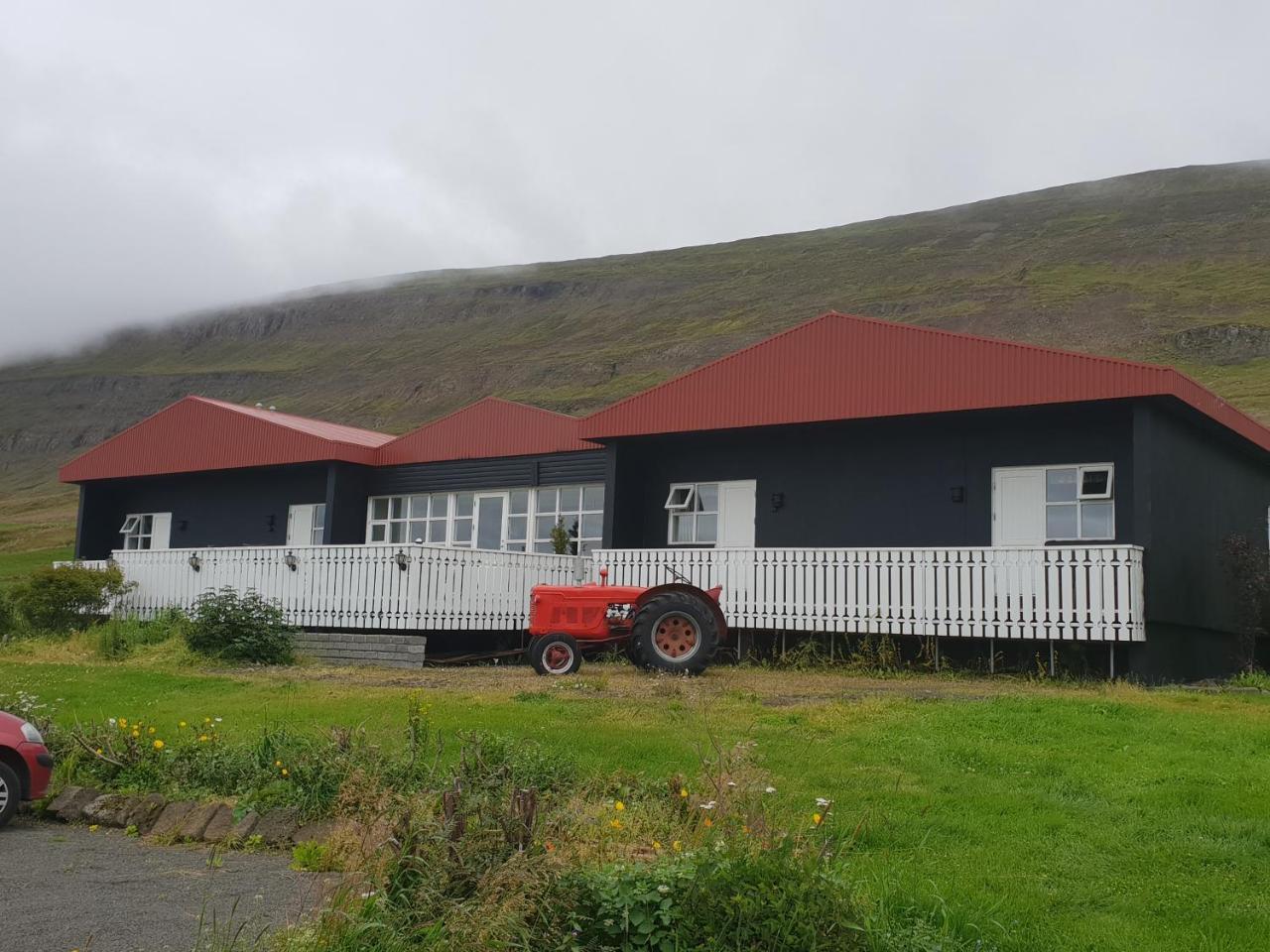 Hotel Sveinbjarnargerdi Svalbarthseyri Ngoại thất bức ảnh